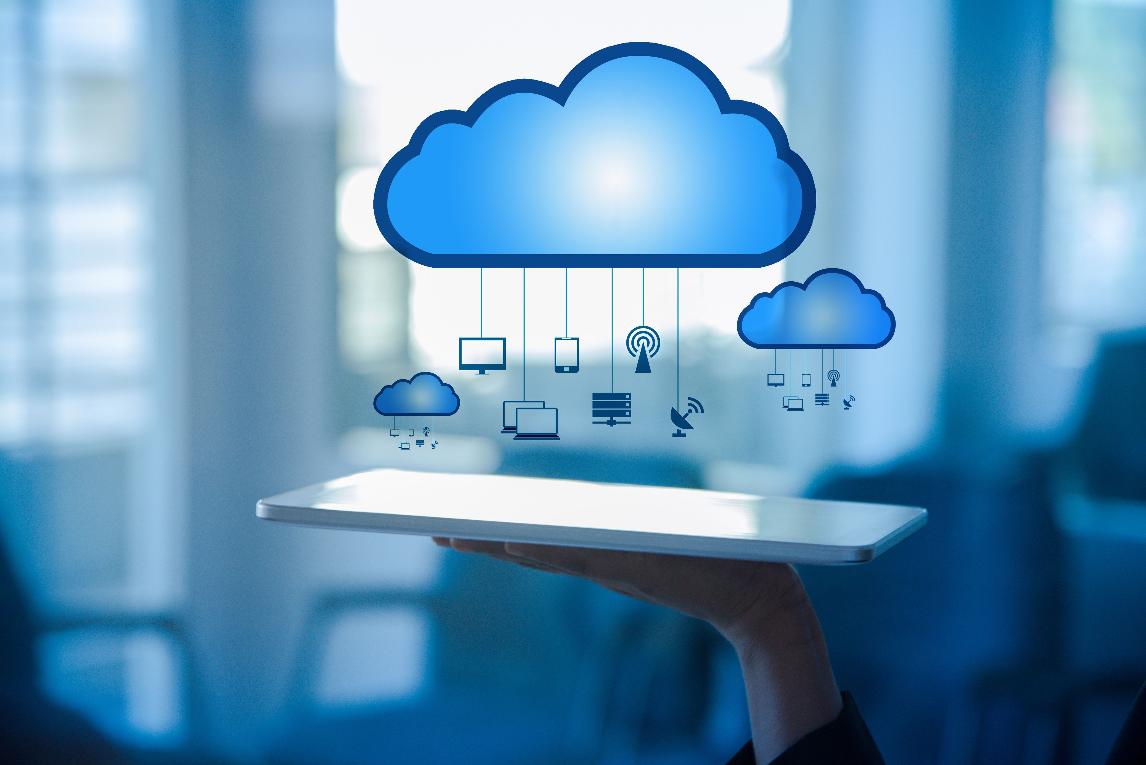 بیش از نصف شرکت های دنیا رایانش ابری و سرویس ابر عمومی Public Cloud را ترک کرده اند و به دلیل هزینه های زیاد و نگرانی های امنیتی نسبت به آن رویکرد منفی داشته اند.
